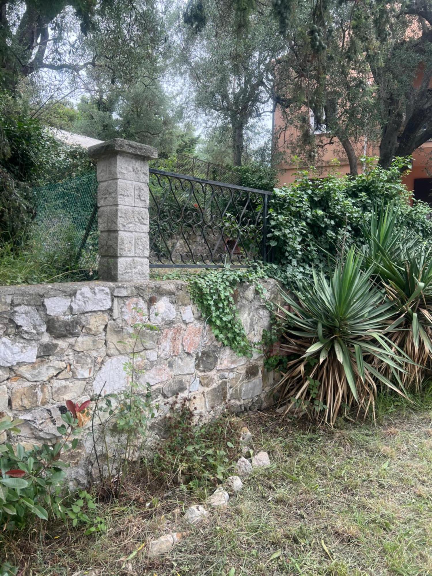 Bas De Villa Vue Mer Eze Village エクステリア 写真